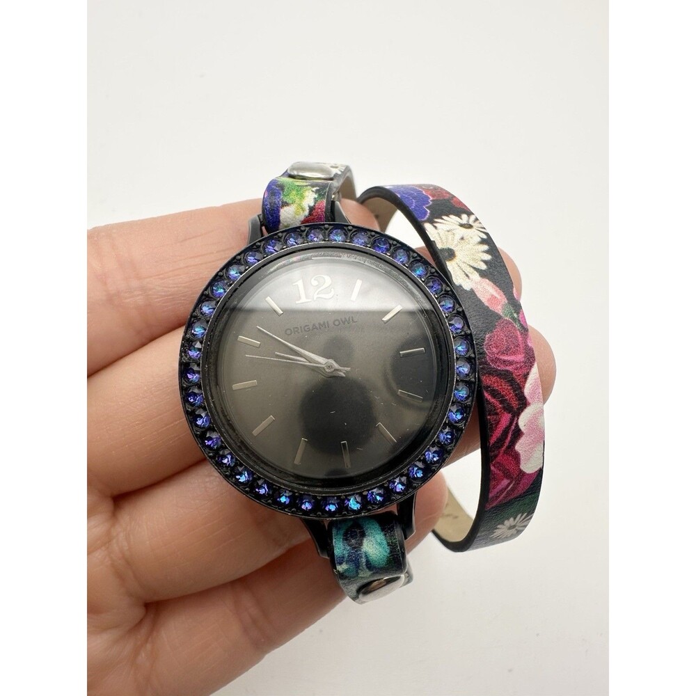 Origami Owl Crystal Floral Twist Wrap Watch